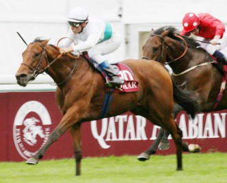 Moonlight Cloud flying to victory, with Spectrum's great-grandson Garswood in the red silks following suit. Image: Racingpost.com